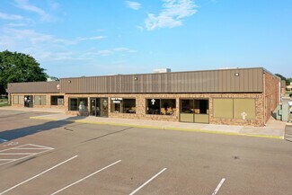 Plus de détails pour 7960-7990 University Ave NE, Fridley, MN - Bureau, Bureau/Médical à louer