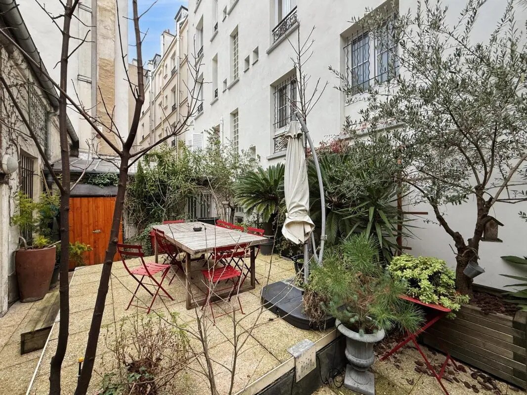 Local commercial dans Paris à louer Photo de l’immeuble– Image 1 sur 10