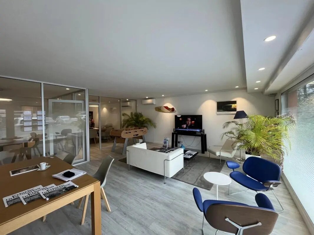 Local commercial dans Mouans-Sartoux à vendre Photo intérieure– Image 1 sur 6