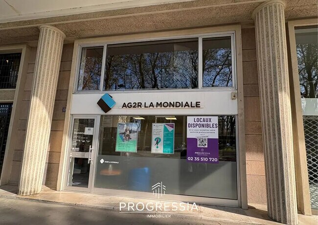 Plus de détails pour Local commercial à louer