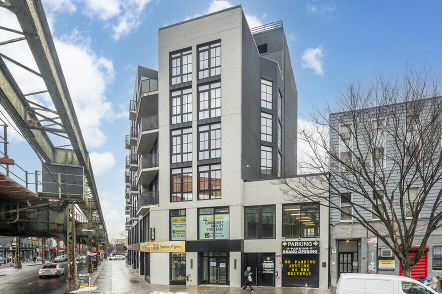 666 Bushwick Ave, Brooklyn, NY à louer - Photo de l’immeuble – Image 3 sur 6
