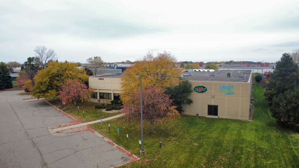 2805 W Service Rd, Eagan, MN à louer - Photo de l’immeuble – Image 2 sur 14