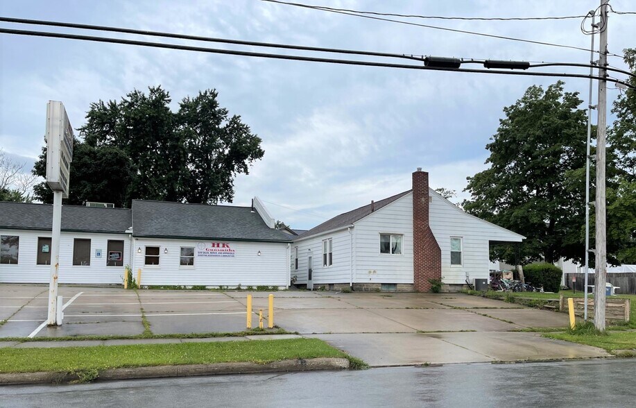 516 W High St, Orrville, OH à vendre - Photo de l’immeuble – Image 2 sur 15