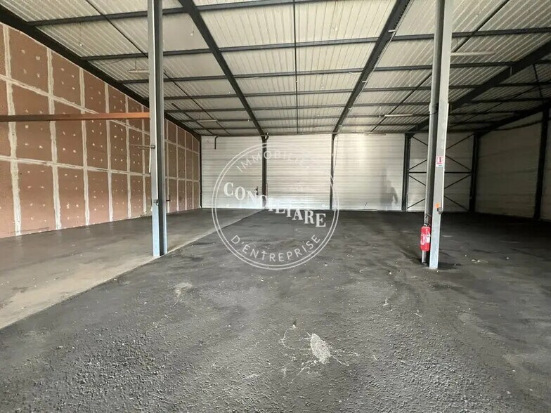 Local d’activités dans Beaupuy à louer - Photo de l’immeuble – Image 3 sur 5