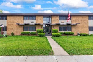 Plus de détails pour 4641 S Howell Ave, Milwaukee, WI - Logement à vendre