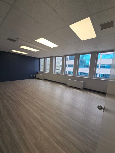 135 Delaware Ave, Buffalo, NY à louer - Photo de l’immeuble – Image 3 sur 34