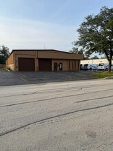 7330 Duvan Dr, Tinley Park, IL à louer Photo intérieure– Image 1 sur 20