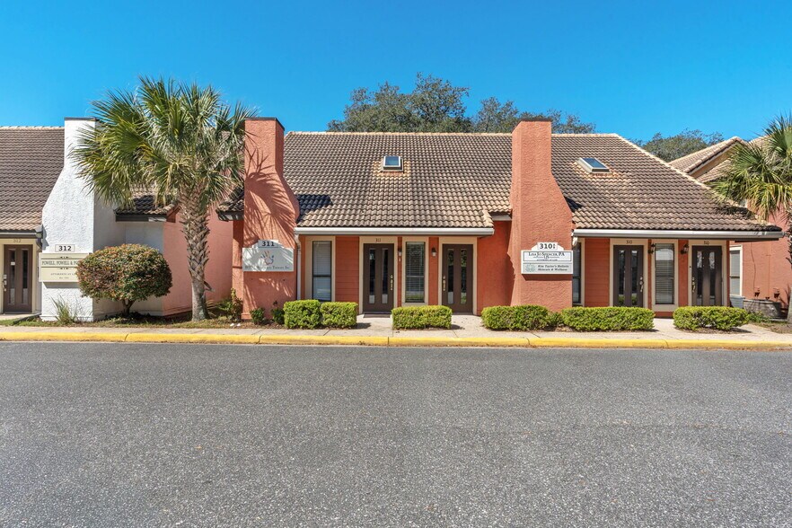 151 Mary Esther Blvd, Fort Walton Beach, FL à vendre - Photo principale – Image 1 sur 12