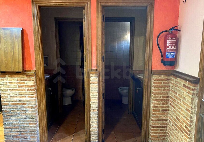 View Photo