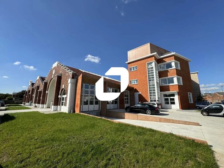 32 Rue Robert Witchitz, Ivry-sur-Seine à louer - Photo de l’immeuble – Image 1 sur 18