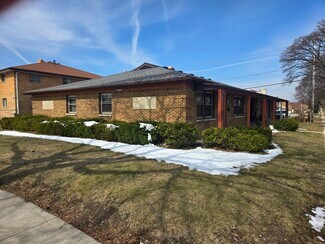 Plus de détails pour 4801 N 66th St, Milwaukee, WI - Logement à vendre