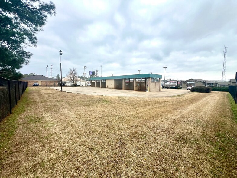 2828 Coronado Dr, Shreveport, LA à vendre - Photo de l’immeuble – Image 2 sur 3