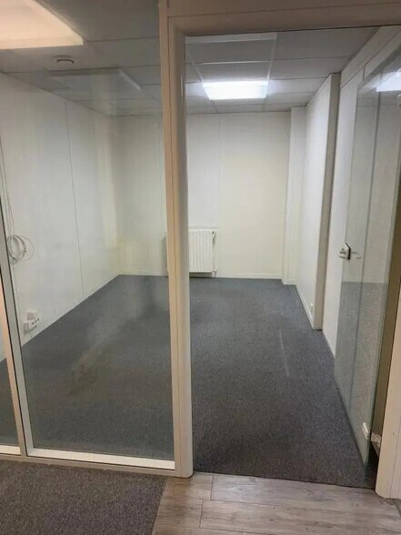 63 Place De La Réunion, Paris à louer - Photo de l’immeuble – Image 3 sur 4