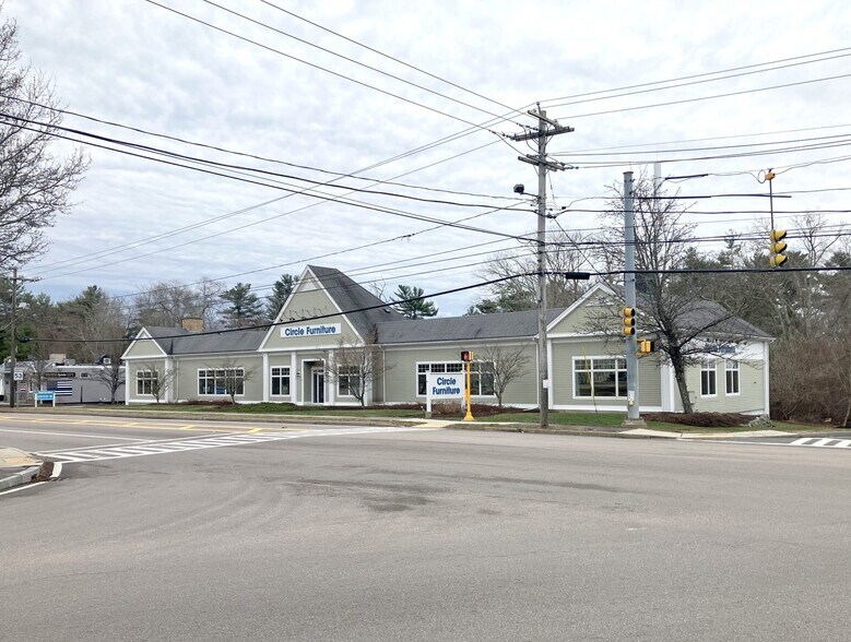 85 Washington St, Pembroke, MA à louer - Photo principale – Image 1 sur 3