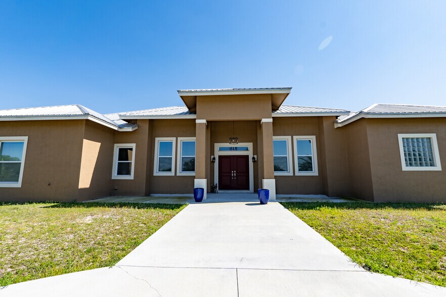 21810 NW 270th St, Okeechobee, FL à vendre - Photo principale – Image 2 sur 20