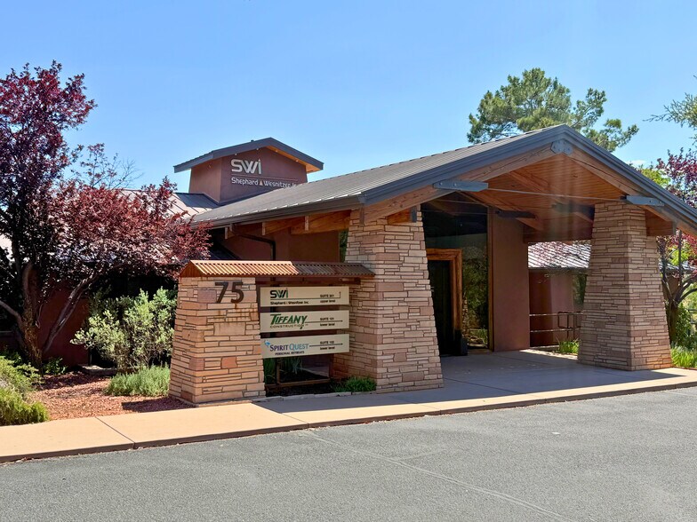75 Kallof Pl, Sedona, AZ à louer - Photo de l’immeuble – Image 2 sur 55