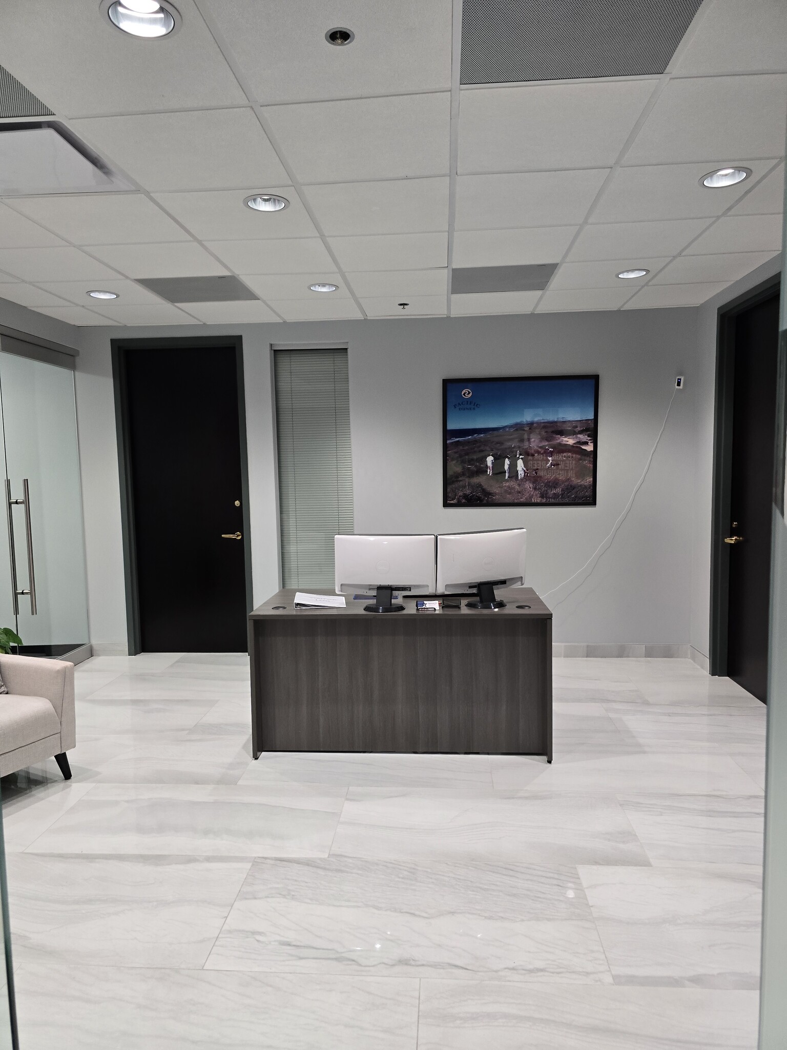 18167 US Highway 19 N, Clearwater, FL à louer Photo intérieure– Image 1 sur 12