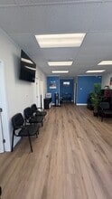 272-292 N Tustin St, Orange, CA à louer Photo intérieure– Image 1 sur 6