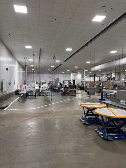 2205 6th Ave S, Clear Lake, IA à louer - Photo intérieure – Image 2 sur 7