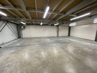 Plus de détails pour Bureau, Local d'activités à louer