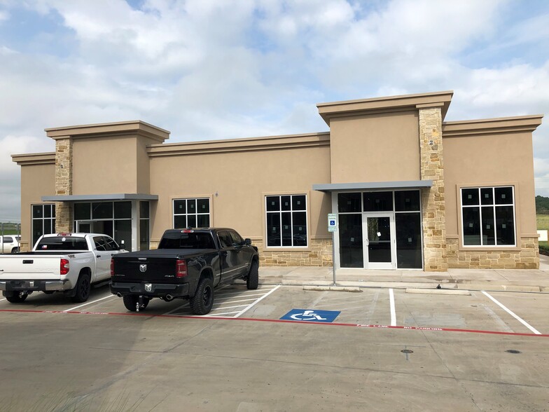 7226 Crawford Rd, Argyle, TX à louer - Photo de l’immeuble – Image 3 sur 3