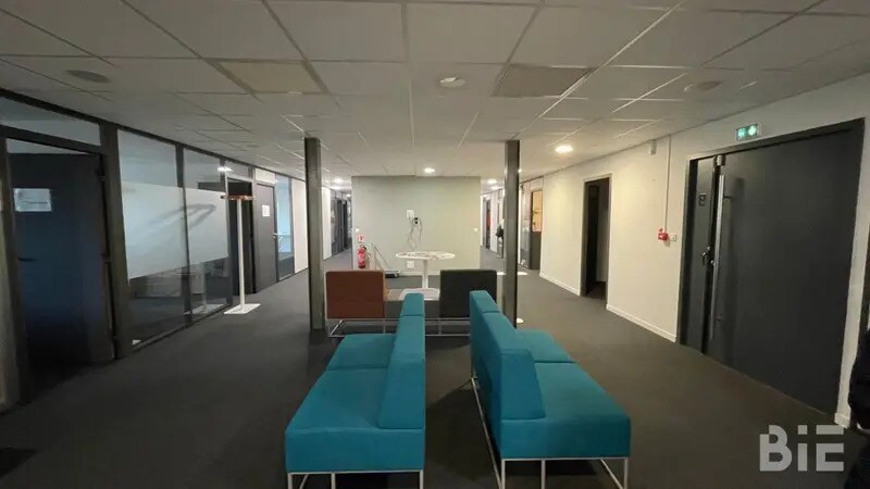 Bureau dans Mérignac à louer - Photo intérieure – Image 2 sur 10