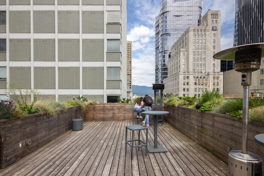 455 Granville St, Vancouver, BC à louer - Photo de l’immeuble – Image 3 sur 3