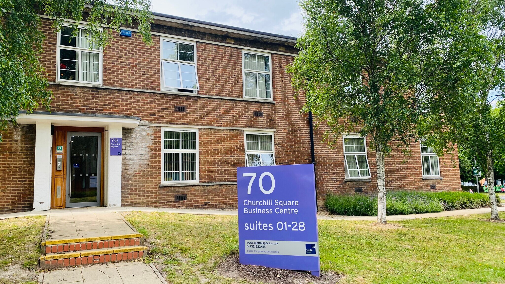70 Churchill Sq, West Malling à louer Photo de l’immeuble– Image 1 sur 4