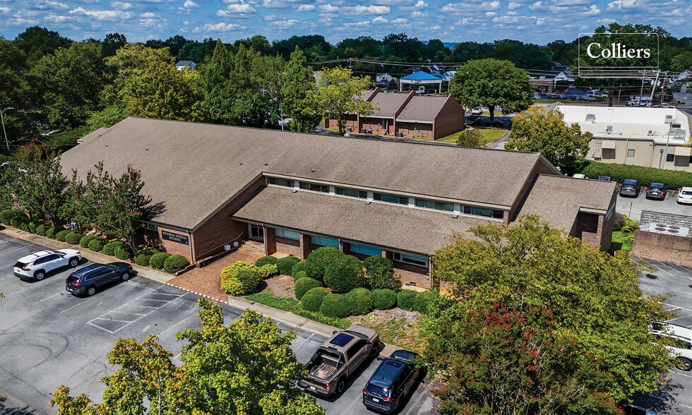 8 Memorial Medical Dr, Greenville, SC à louer - Photo de l’immeuble – Image 2 sur 8