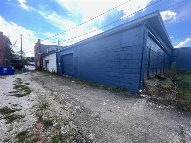 1412 Adams Ave, Huntington, WV à vendre - Photo de l’immeuble – Image 2 sur 11