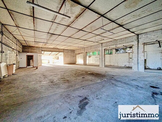 Plus de détails pour Industriel/Logistique à vendre