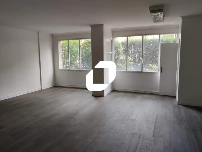 Plus de détails pour Bureau à vendre