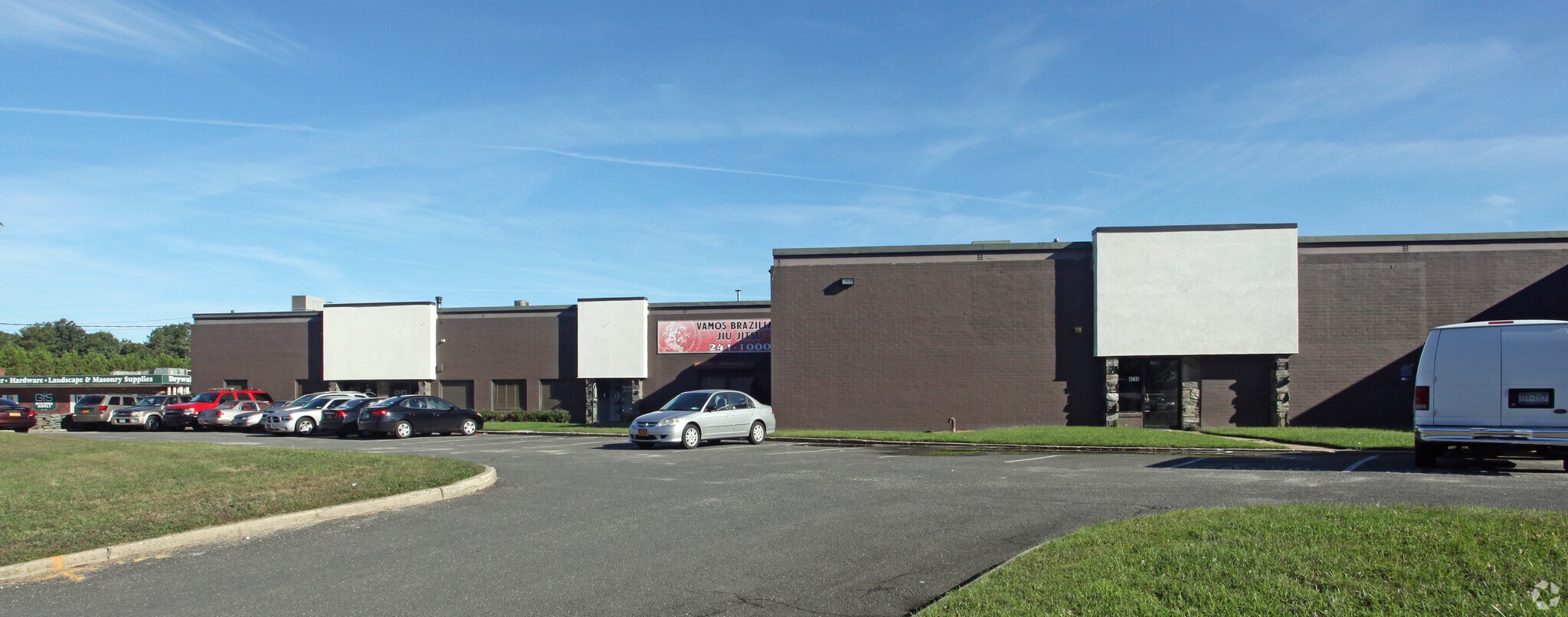 4709-4717 Veterans Memorial Hwy, Holbrook, NY à louer Photo principale– Image 1 sur 4