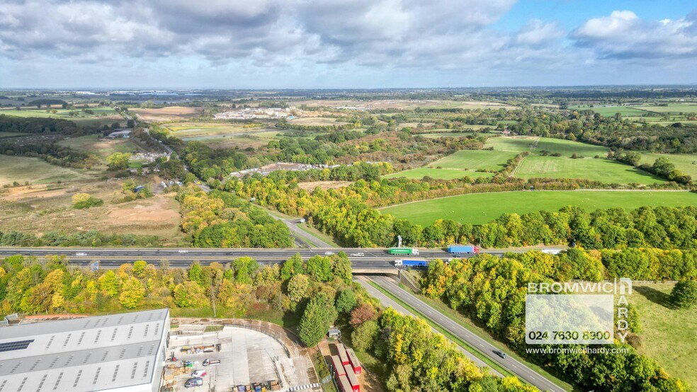 A5 Watling St, Clifton Upon Dunsmore à louer - Photo de l’immeuble – Image 3 sur 7