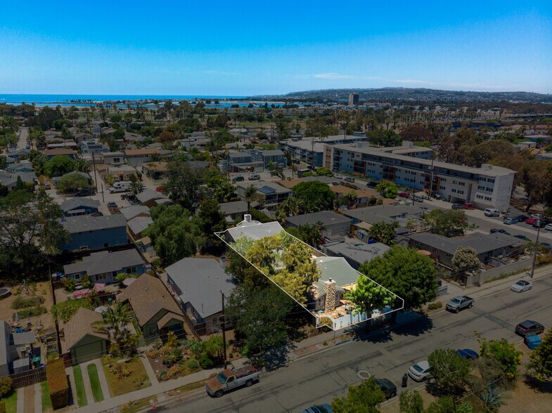 2368 Soto St, San Diego, CA à vendre - Photo de l’immeuble – Image 3 sur 7