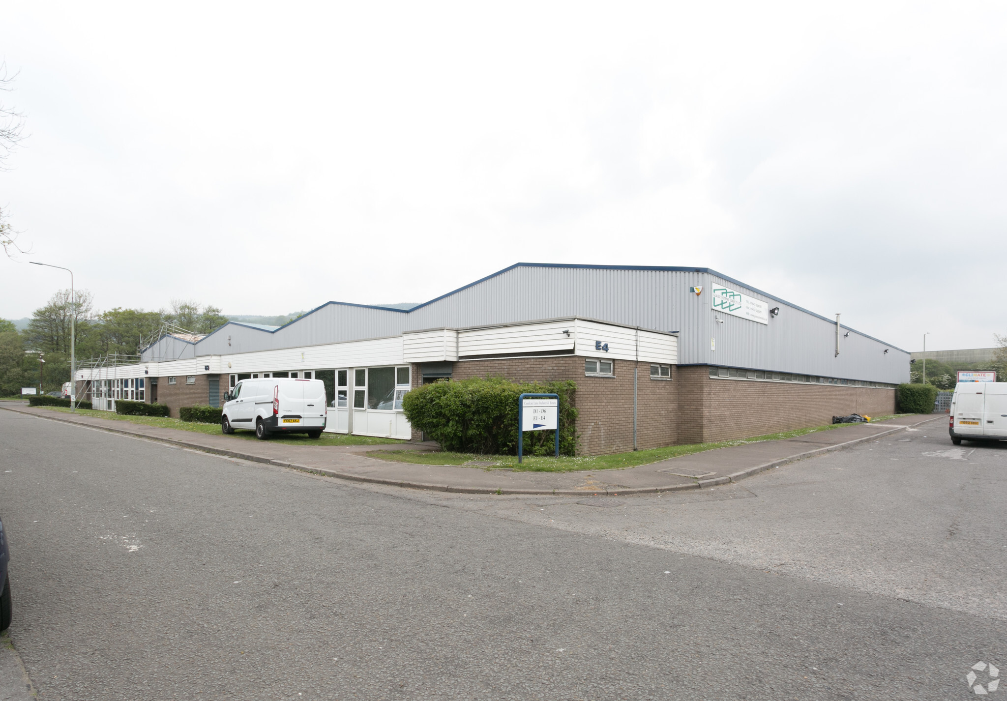 Coedcae Ln, Pontyclun à louer Photo principale– Image 1 sur 3