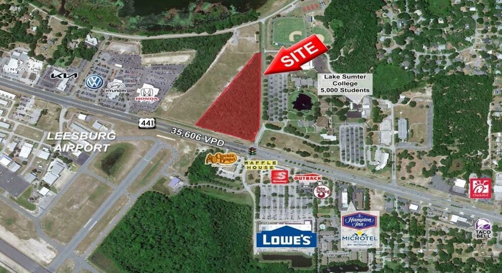 9745 Silver Lake Dr, Leesburg, FL à louer - Photo de l’immeuble – Image 2 sur 4