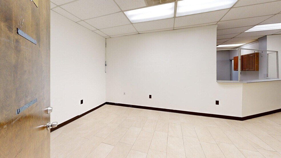 255 Route 3, Secaucus, NJ à vendre - Photo de l’immeuble – Image 2 sur 17
