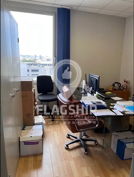 Bureau dans Saint-Ouen-sur-Seine à louer - Photo intérieure – Image 3 sur 6
