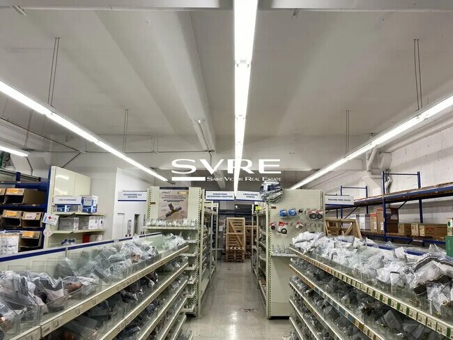 Plus de détails pour Local d'activités, Industriel/Logistique à louer