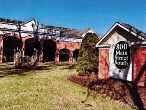 800 Main St S, Southbury, CT à louer - Photo de l’immeuble – Image 2 sur 2