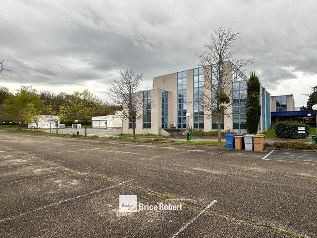 Plus de détails pour 13 Chemin Des Près Secs, Civrieux-d'Azergues - Local d’activités à vendre