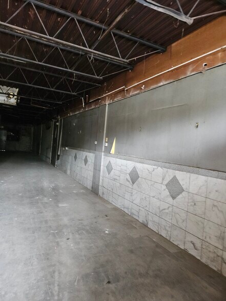 1085 Parkway Ave, Ewing, NJ à louer - Photo de l’immeuble – Image 3 sur 3