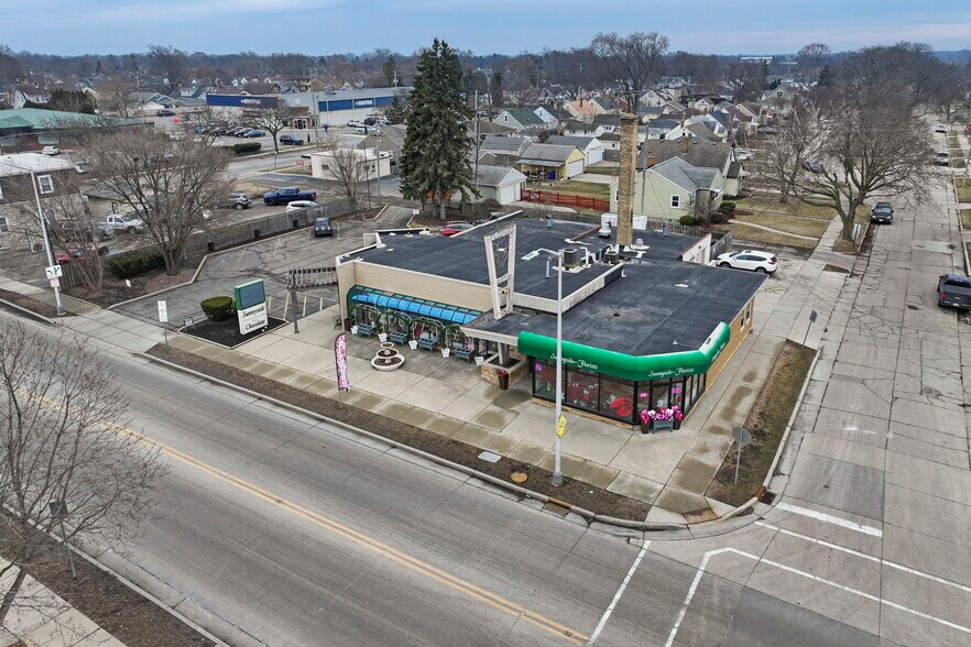 3021 75th St, Kenosha, WI à vendre - Photo de l’immeuble – Image 3 sur 12