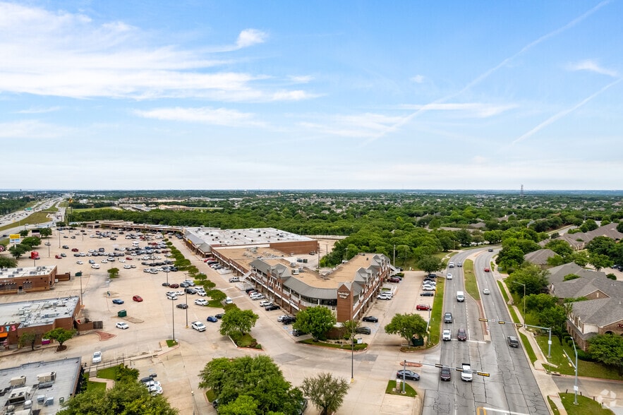 2430 E Interstate 35 S, Denton, TX à louer - Aérien – Image 3 sur 7