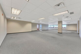 2200 Fletcher Ave, Fort Lee, NJ à louer Photo intérieure– Image 2 sur 8