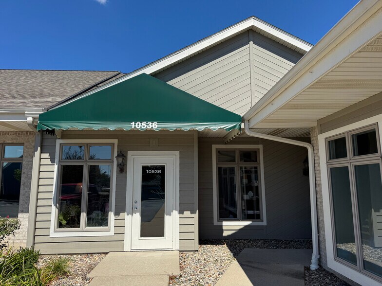 10534-10536 Coldwater Rd, Fort Wayne, IN à louer - Photo de l’immeuble – Image 3 sur 12