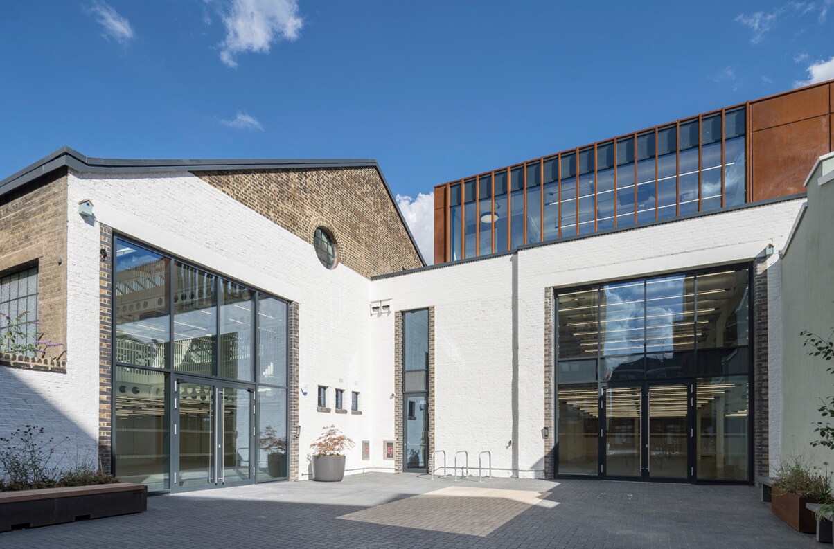 36-52 Fortess Grv, Londres à vendre Photo principale– Image 1 sur 38