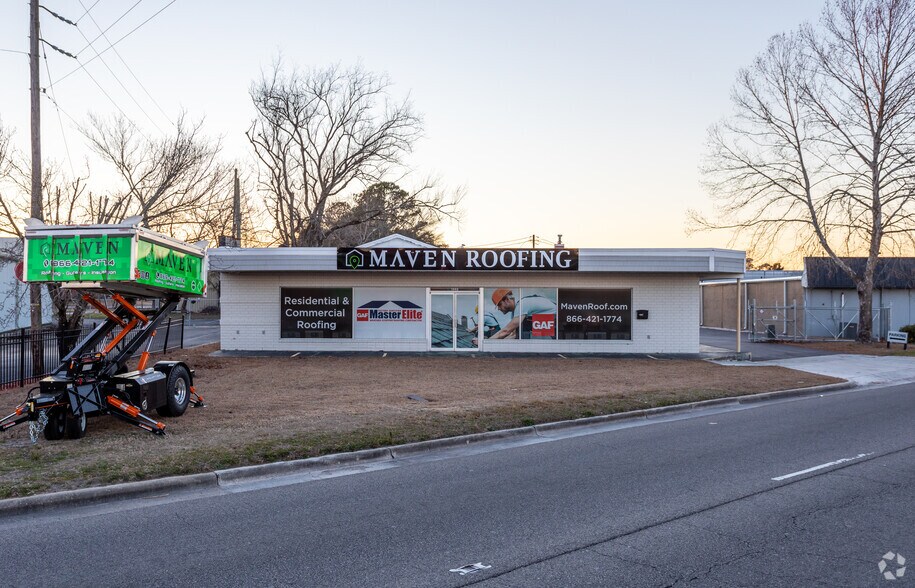 1902 Oleander Dr, Wilmington, NC à vendre - Photo de l’immeuble – Image 2 sur 22