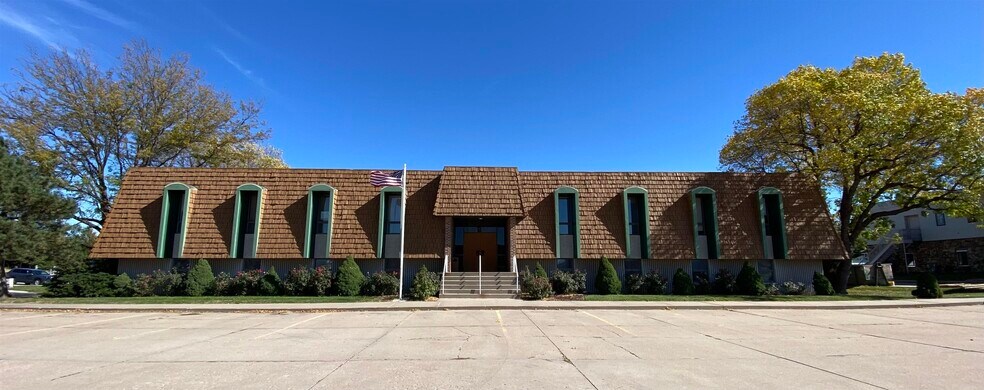 124 W 46th St, Kearney, NE à vendre - Photo de l’immeuble – Image 1 sur 9